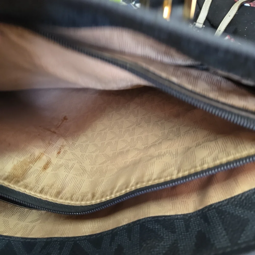Michael Kors Black Logo-Print Tote Bag‎
